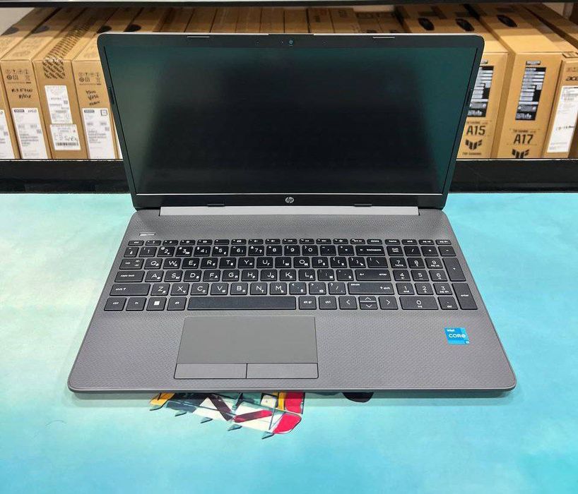 Hp 250 G9 i3 1215u