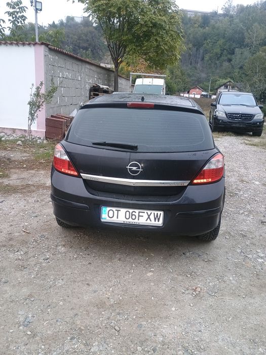 Opel astra anul 2007