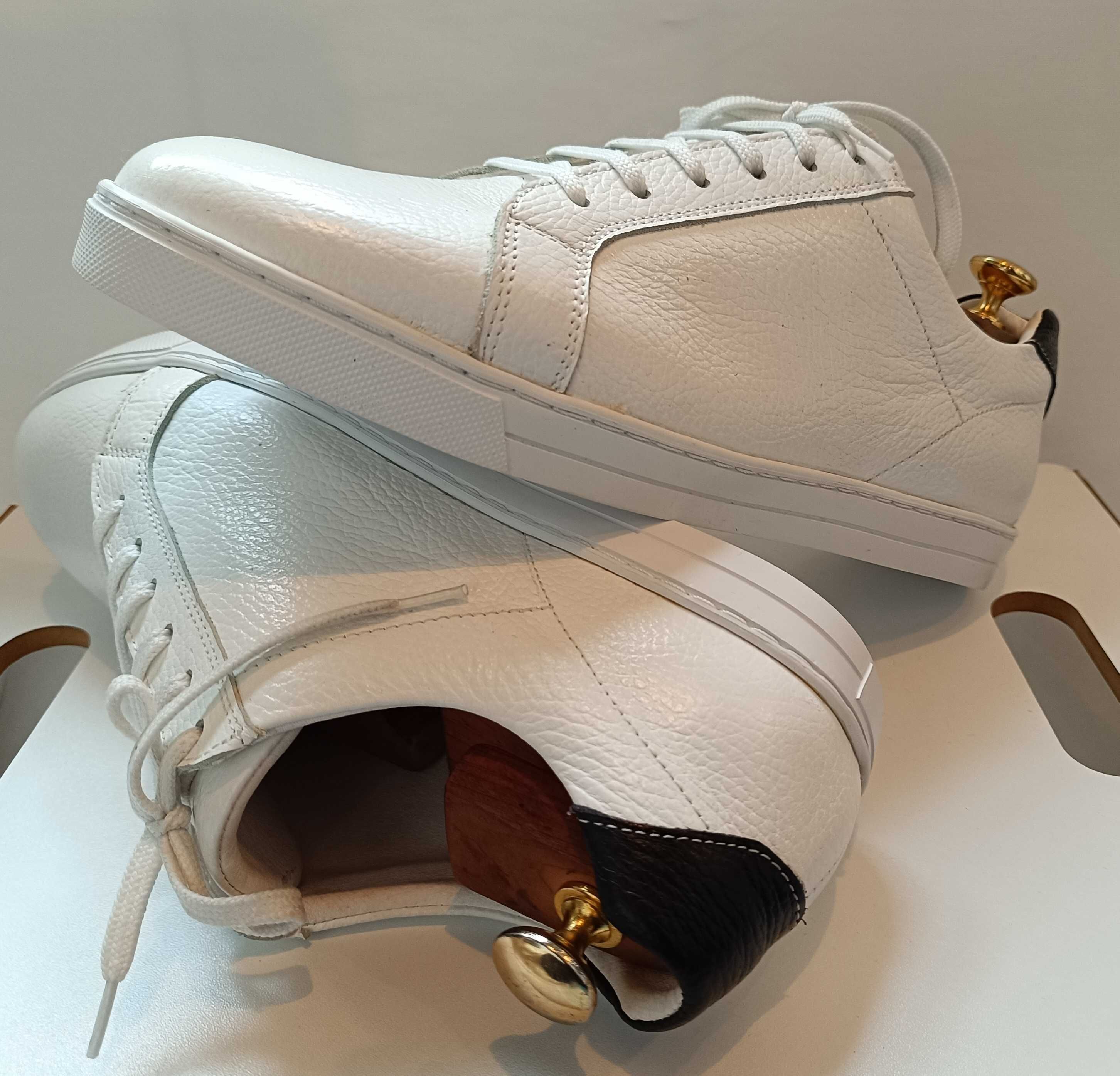 Pantofi sport casual 42.5 43 lucrati manual Lavoratione Artigianale