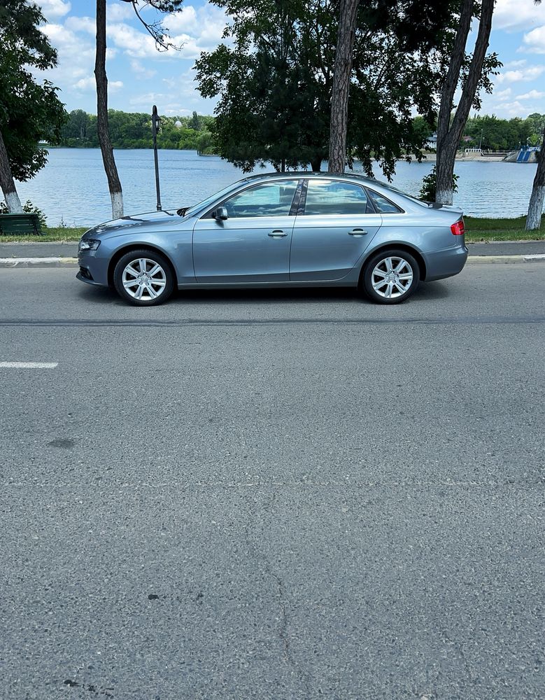 Vand audi a4 2011 berlina