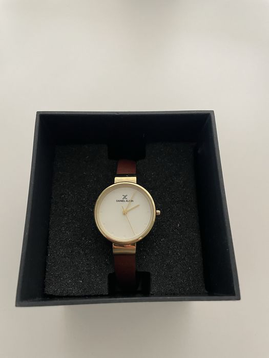 Ceas pentru dama, Daniel Klein