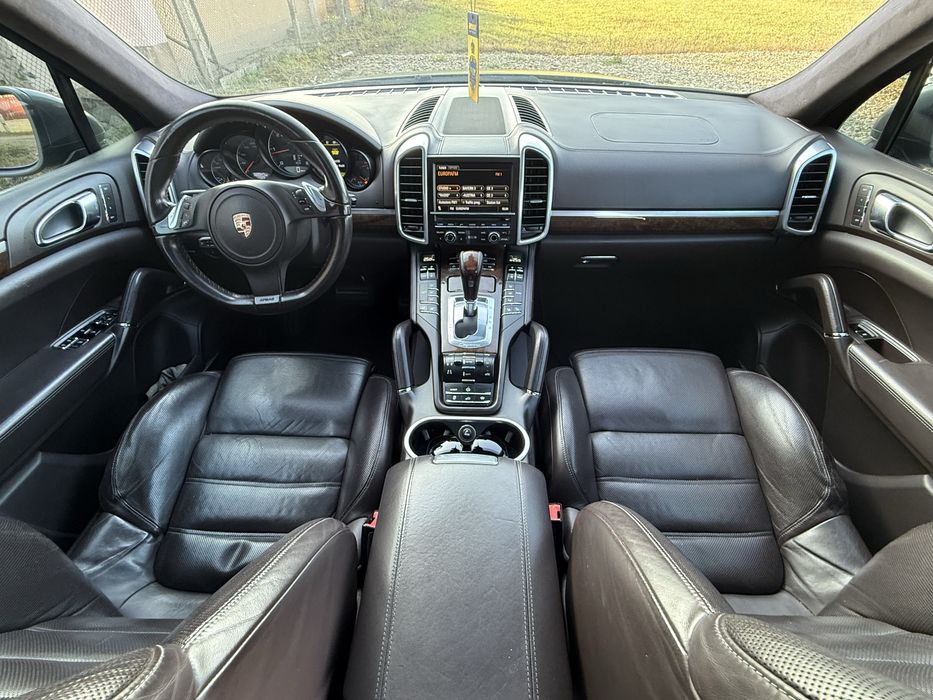 Porsche Cayenne 2012