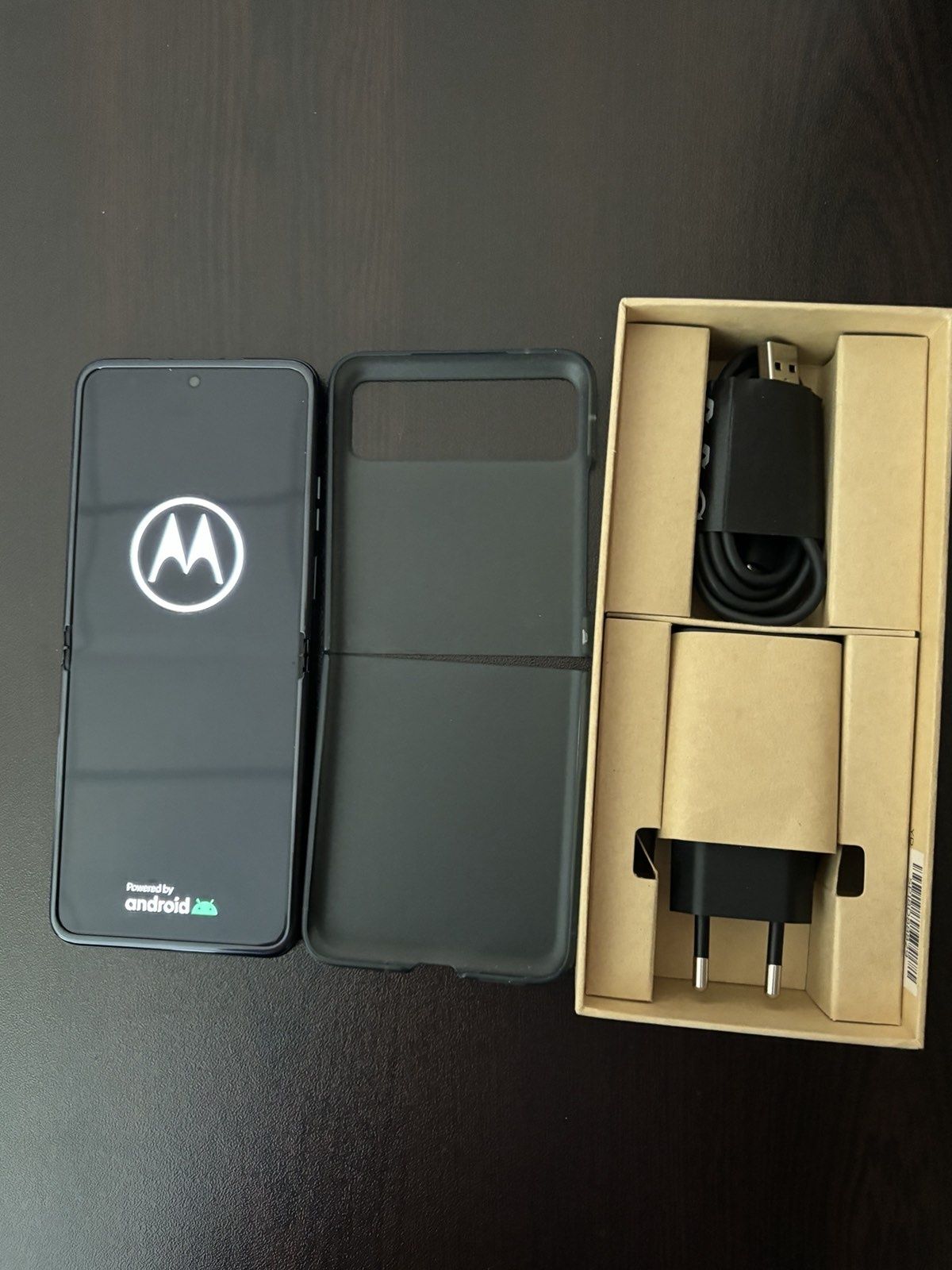 Motorola razr 40 Sage Green ГАРАНЦИЯ!!!