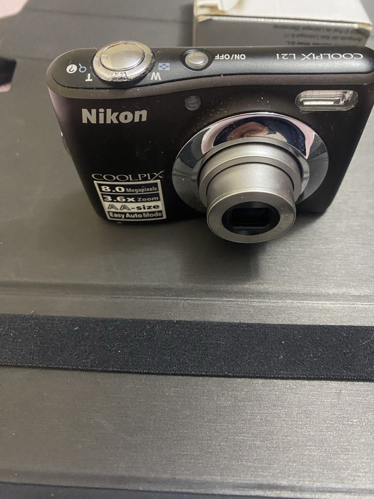 Camera Nikon L21 ,afisaj data ora