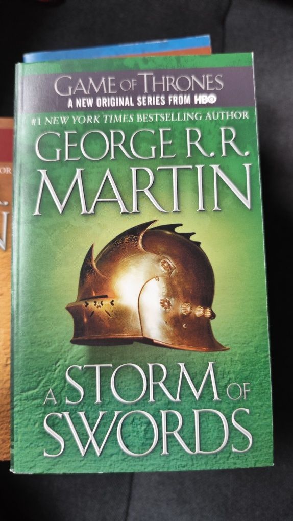 Първите 5 книги от серията Игра на Тронове , Game of thrones