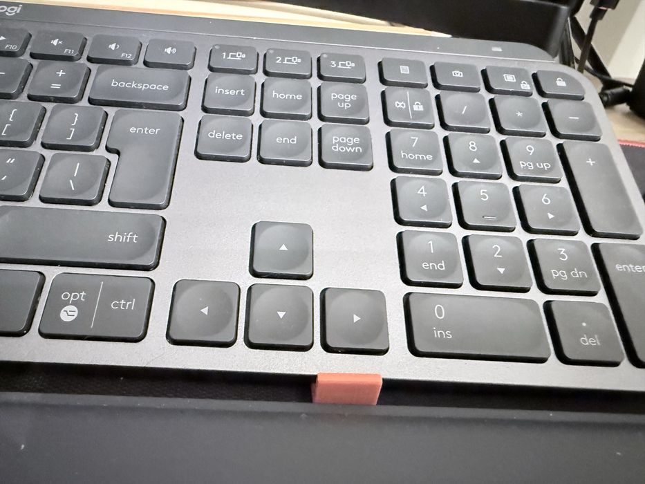 Vand tastatura mx keys win/mac cu palmrest