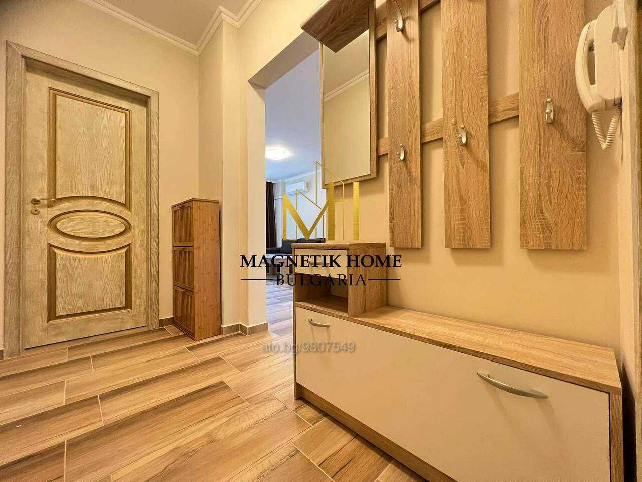 Дава се под наем Тристаен апартамент в Поморие - 100 кв.м за 612 € - Снимка #1