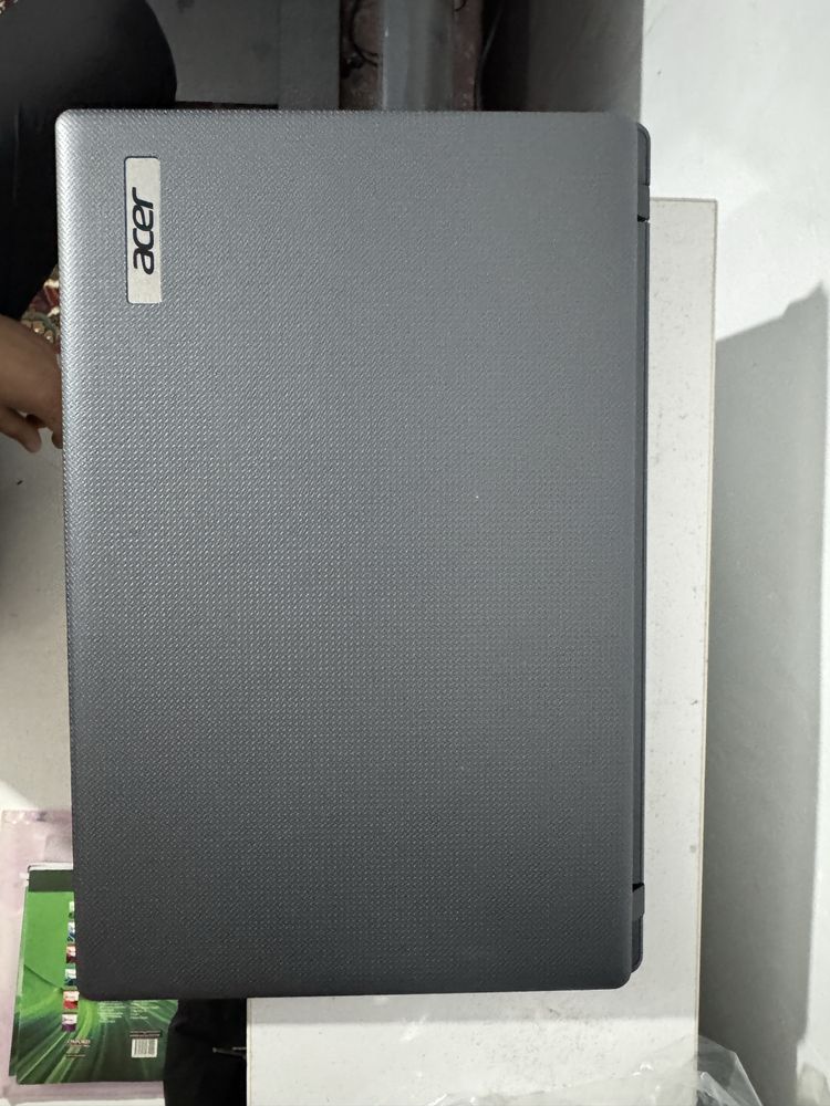 Acer celeron/2/320