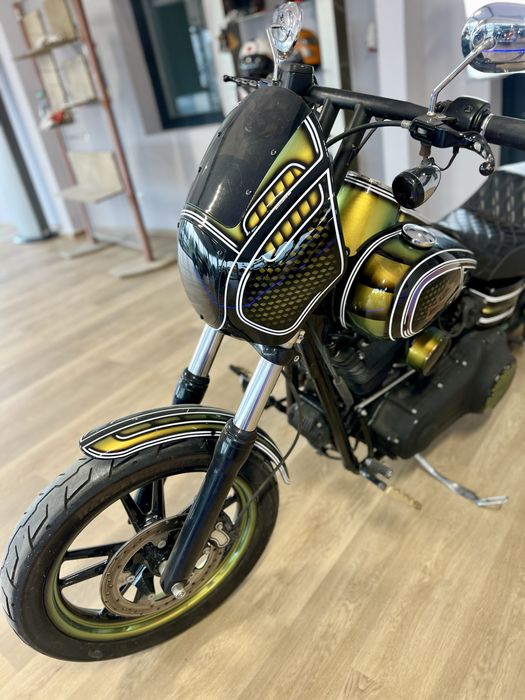 Harley davidson street bob stunt /variante