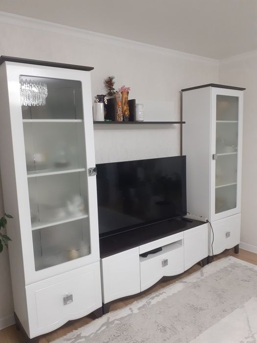 Продам стенку  для