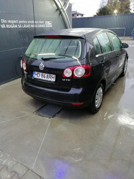 Vând Golf plus 1.6 fsi 6 trepte an 2005