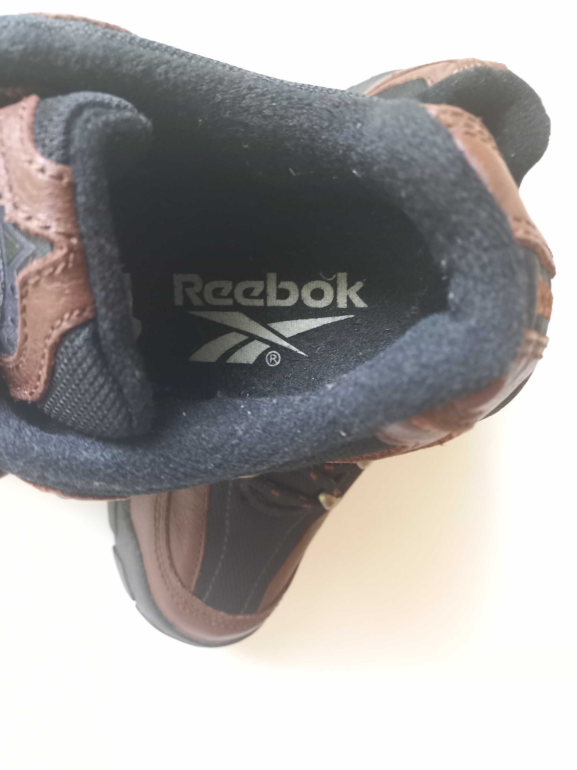 Reebok оригинални маратонки естествена кожа