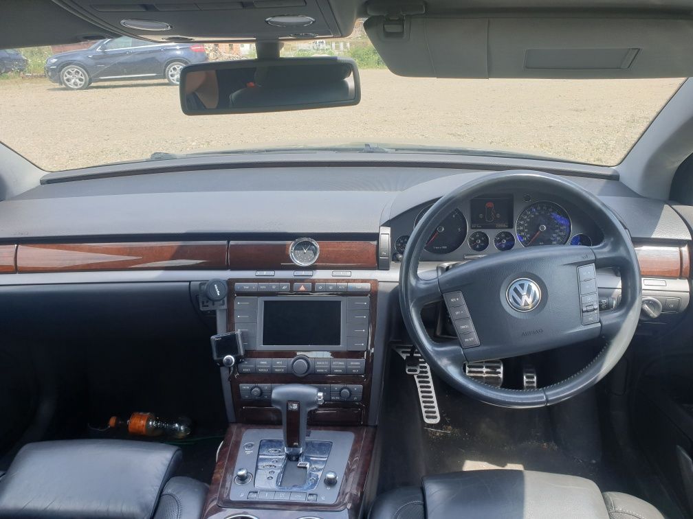 Piese din dezmembrari pentru Volkswagen Phaeton an fabricatie 2006