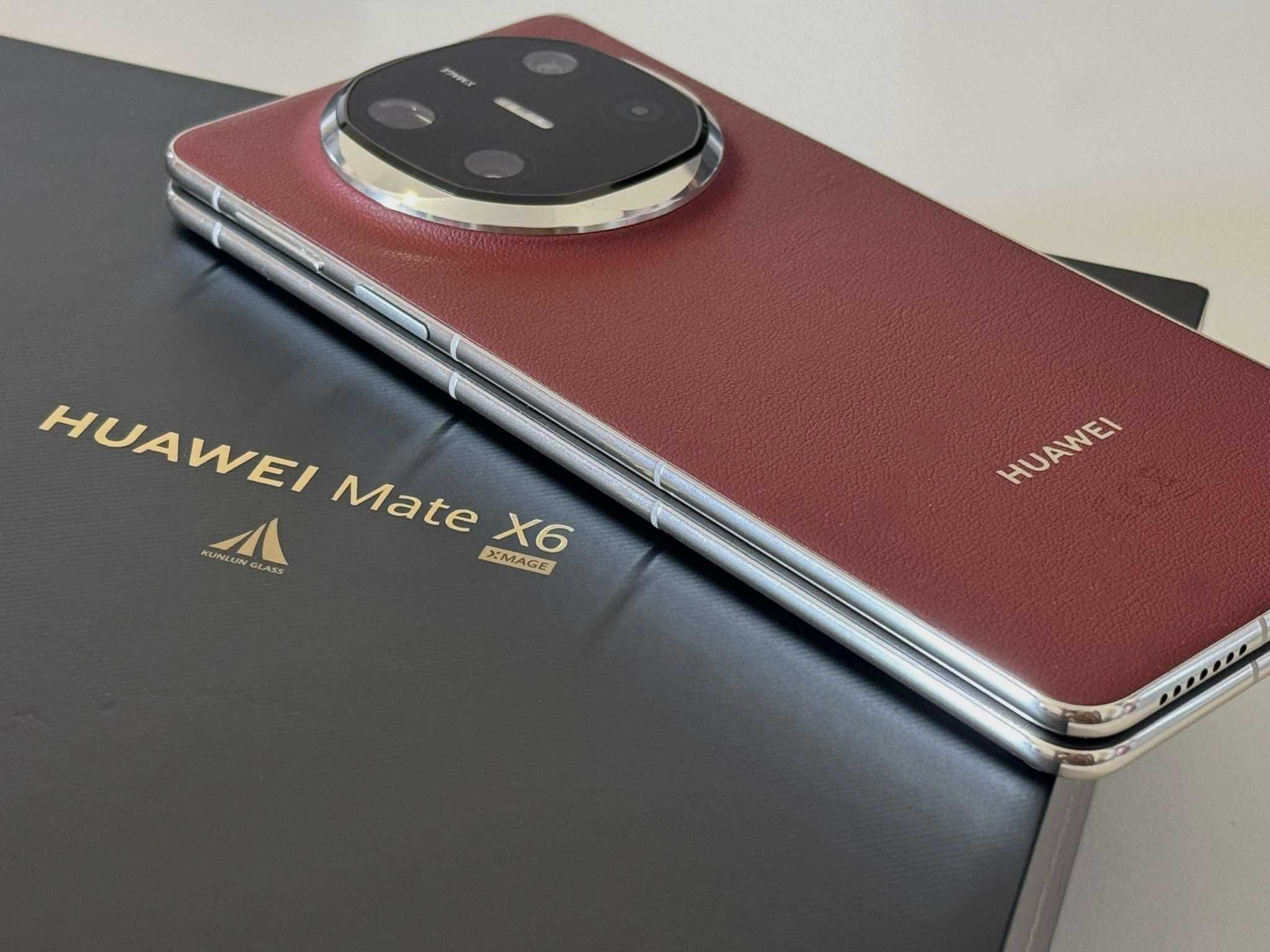 Бартер! Гаранция! Huawei Mate X6 Nebula Red (Червен)