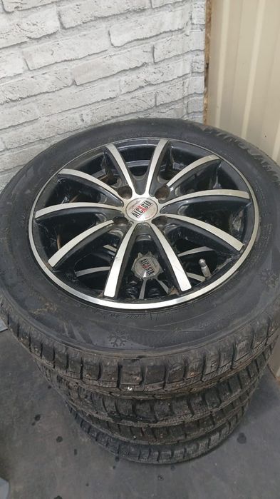 Продам шины 165 R15