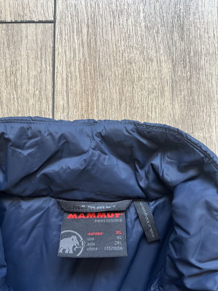 MAMMUT : Преходно яке Unisex М / Оригинал