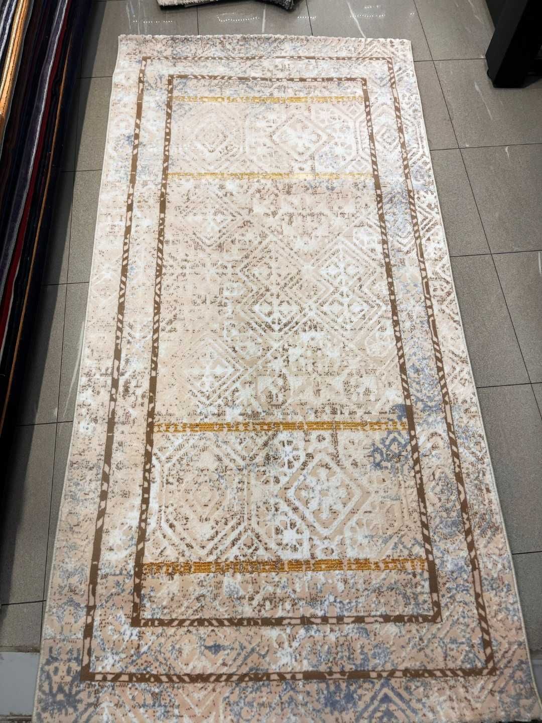 нов килим , Модерен дизайн, бежов цвят, 100x200 cm, Марка: Kilim Point
