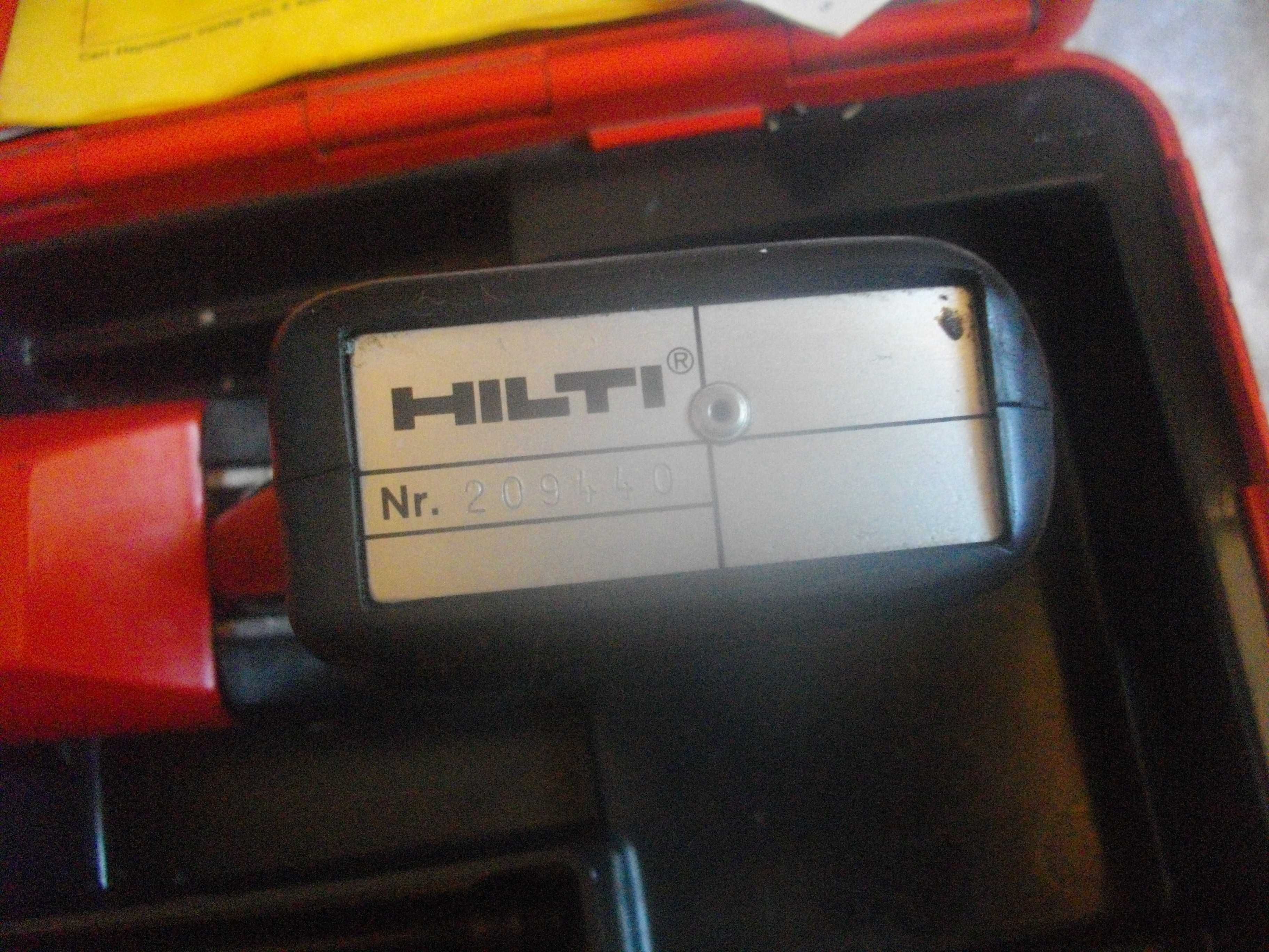 HILTI DX400B / HILTI DX300-Пистолет Директен Монтаж В Бетон и Метал