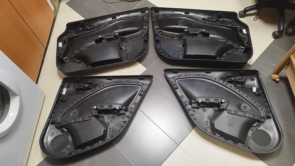 OPEL Corsa E 2015г части еърбег от седалки предни и кори от врати