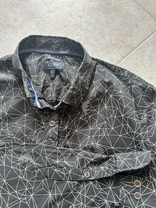 Разпродажба на мъжки стилни ризи