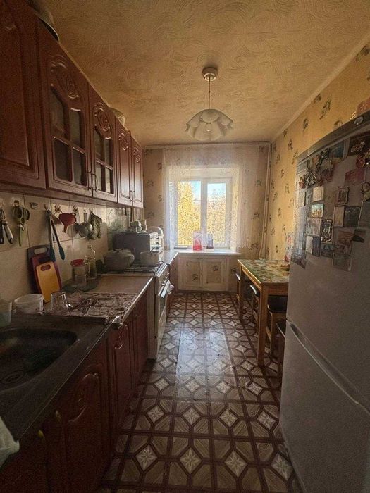 4-комн.квартира в 20 мкр Новая планировка 80 кв.м