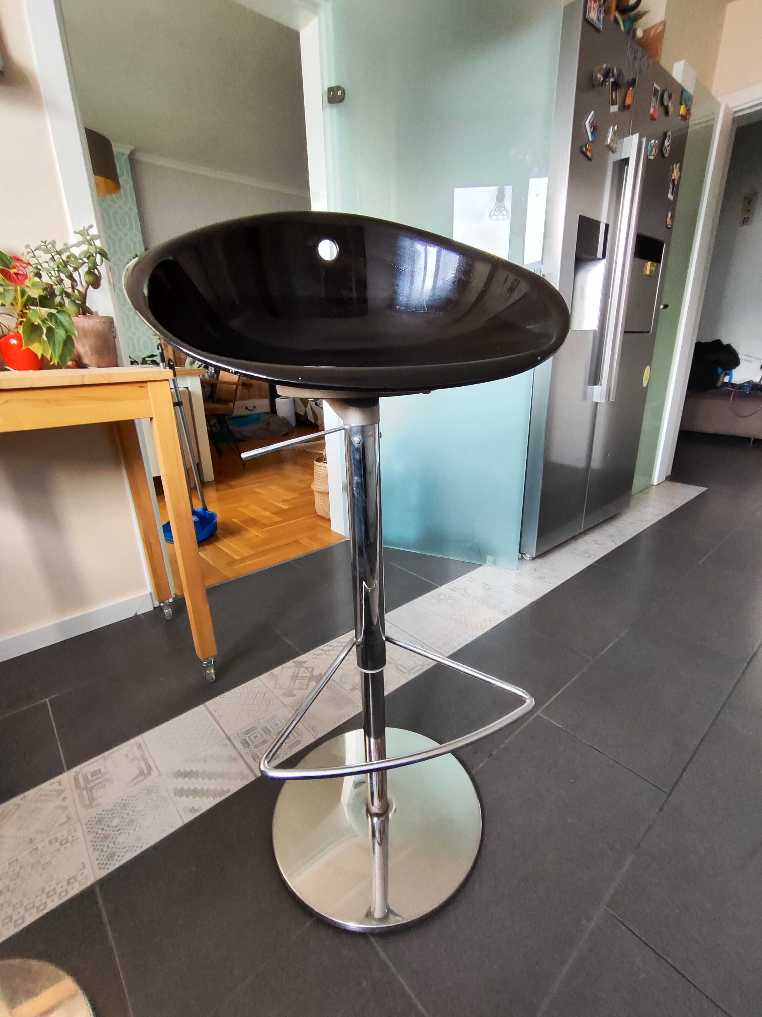 Бар столове PEDRALI GLISS 970 sviwel stool with adjustable seat