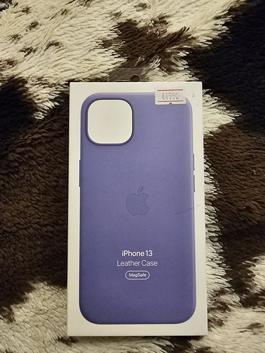 Новый оригинальный чехол на IPhone 13
