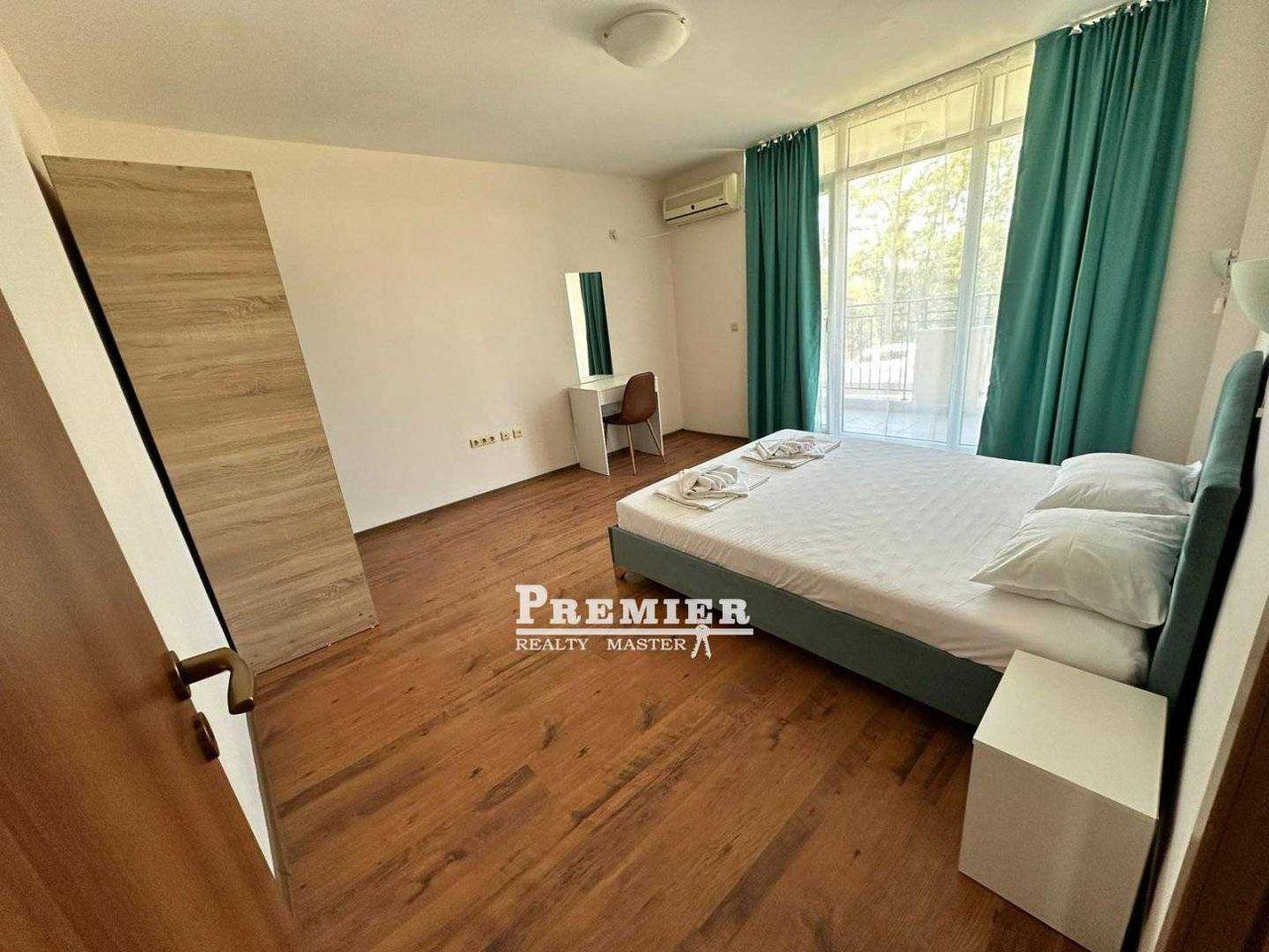 Продава се Тристаен апартамент в Ахелой - 110 кв.м за 764 €/кв.м - Снимка #3