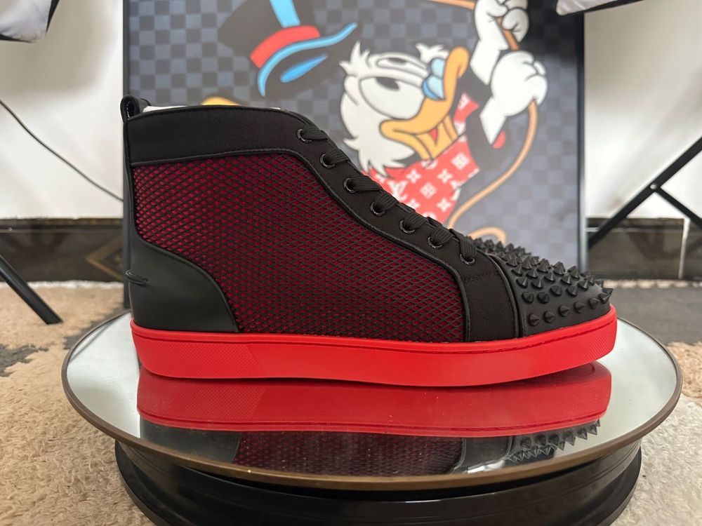 Sneakers Christian Louboutin marimea 43