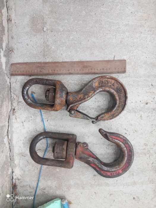 Продавам кука за индустриален кран