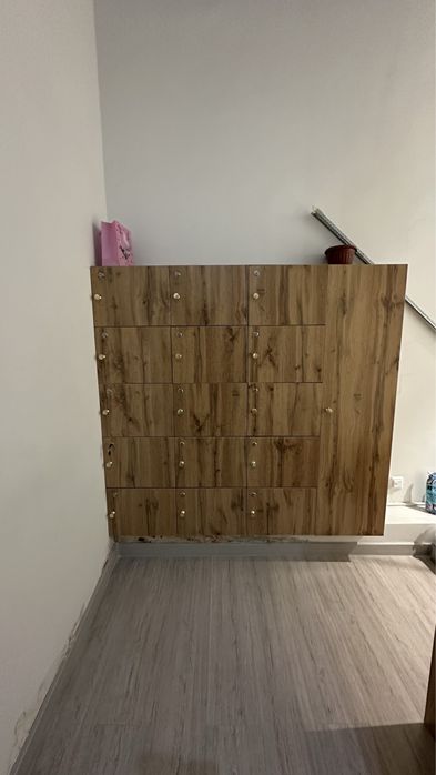 Продаю шкафы с замками для раздевалки