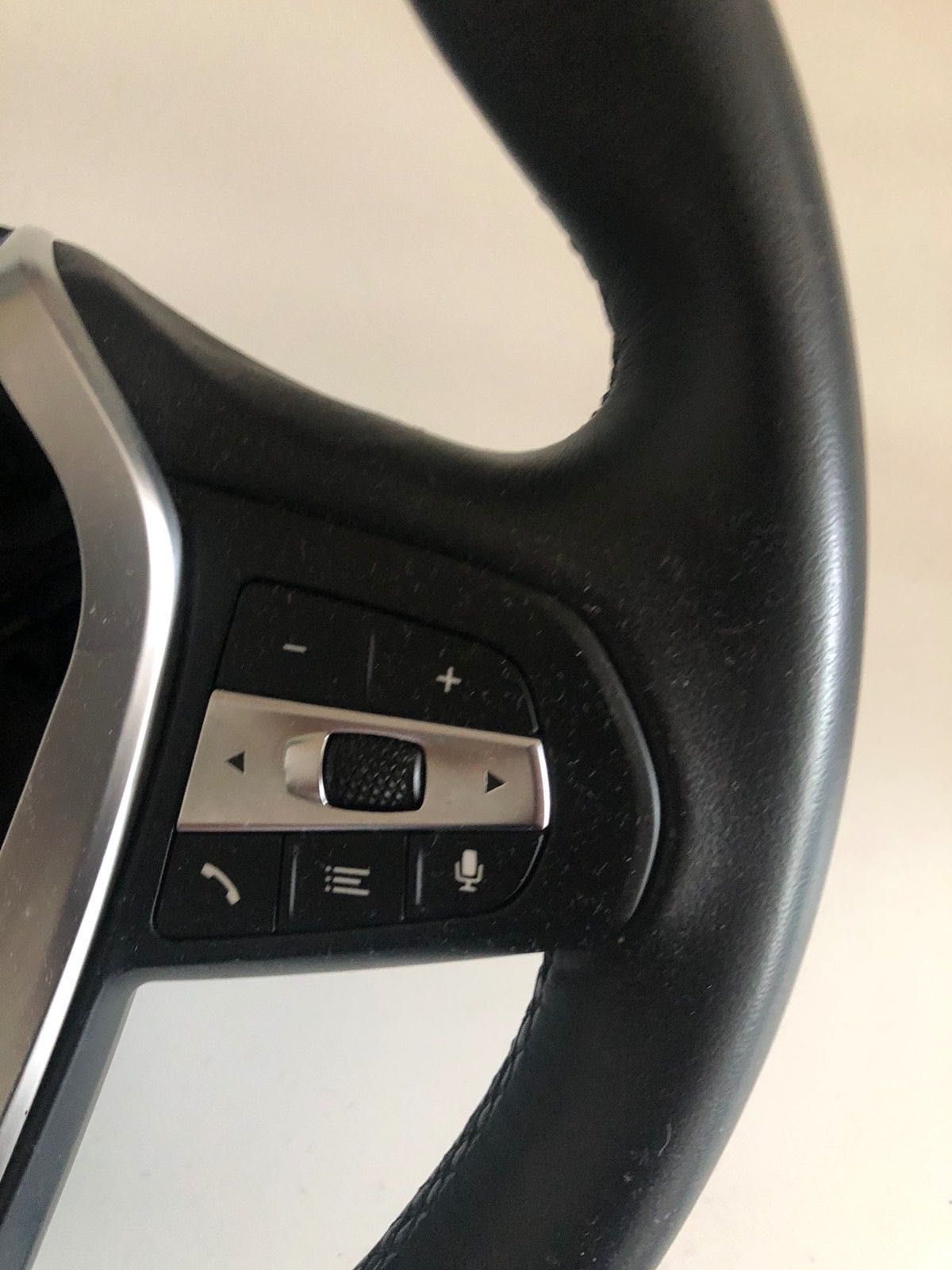 Мулти волан с AIRBAG от BMW G20 3 серия