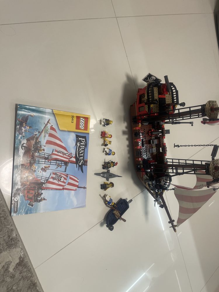 Lego pirates и toy story