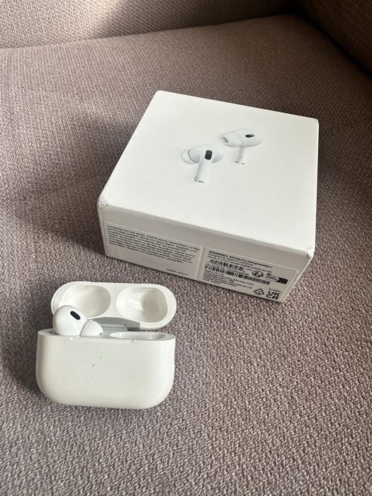 AirPods Pro (2nd generation) само лява слушалка