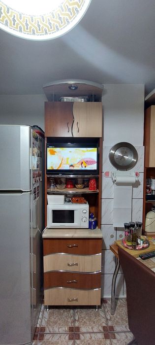 Vând mobila bucătărie