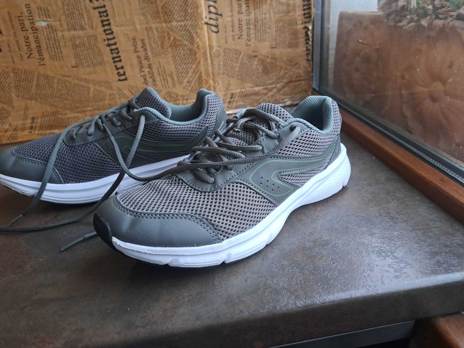 мъжки маратонки,кецове,спортни обувки,ном.40 ,Skechers