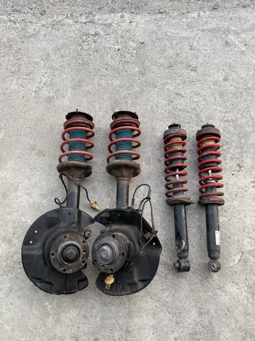 Спорт пружины красные на BMW e34