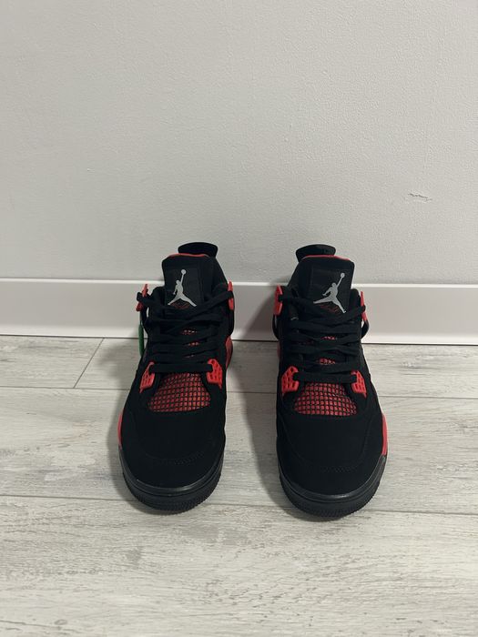 Jordan 4 Red Thunder