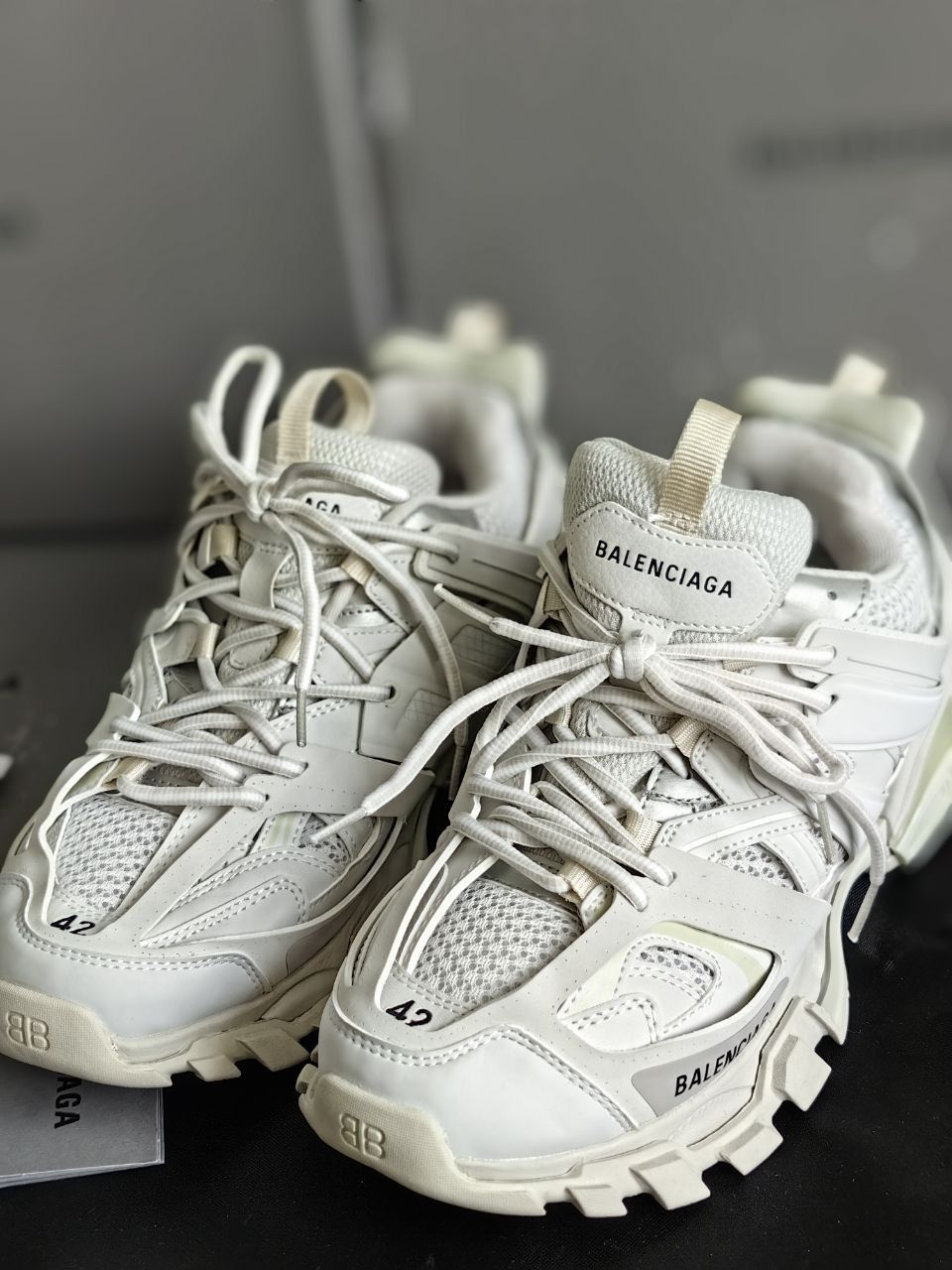 Бели balenciaga track маратонки