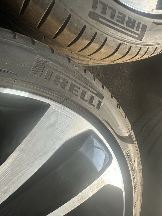 Set 5 Roti VW Arteon Passat R19 Montevideo Jante originale cu Pirelli