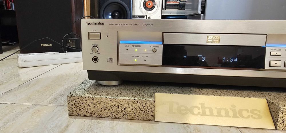 Technics DVD-A10 cap de serie, impecabil, cu telecomanda si test video