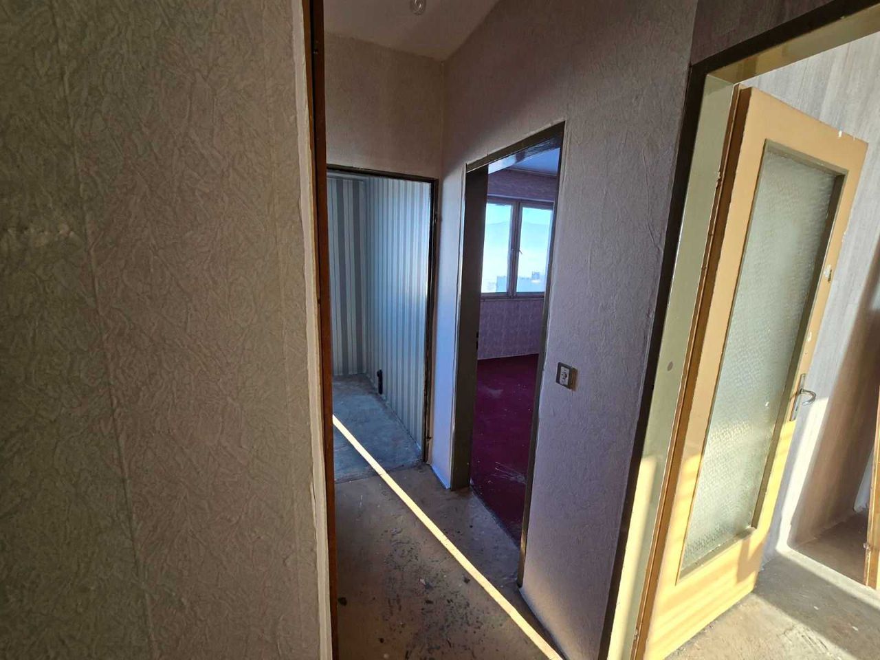 Продава се Двустаен апартамент в Ихтиман - 57 кв.м за 761 €/кв.м - Снимка #9