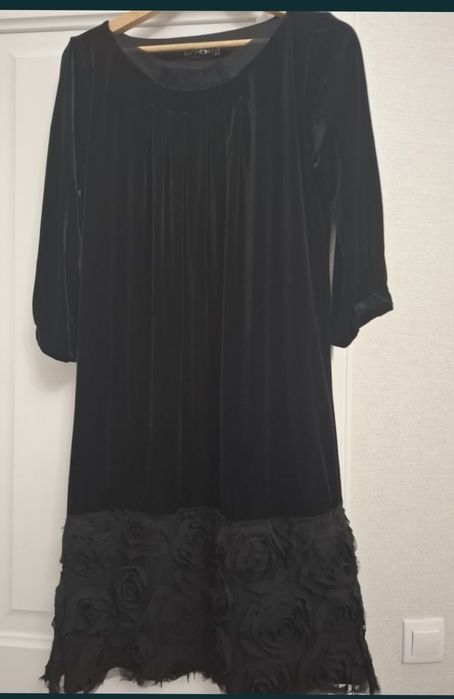 Женская одежда.      .