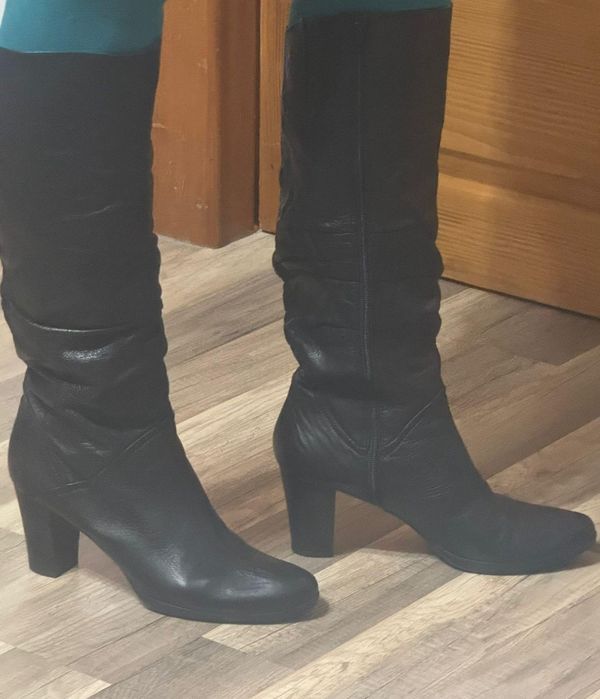 Cizme dama elegante din piele neagra  mărimea 42