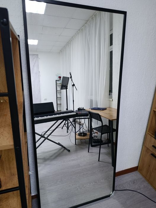 Продам зеркало напольное