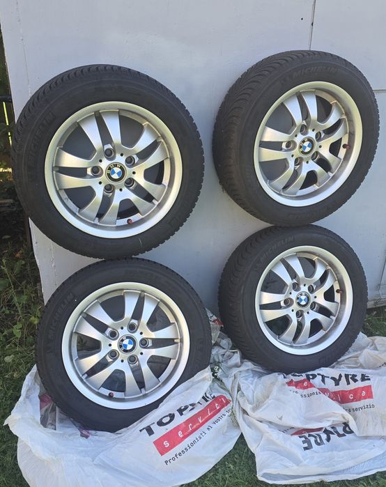 Jante R16 originale BMW M3  E90/91/92 cu anvelope de iarnă Michelin