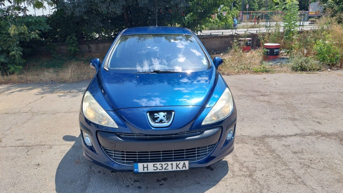 Peugeot 308 1.6 120 hp Пежо 308 бензин