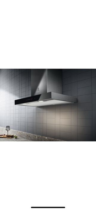 Hota Electrolux semineu LFT766X, conectivitate plita