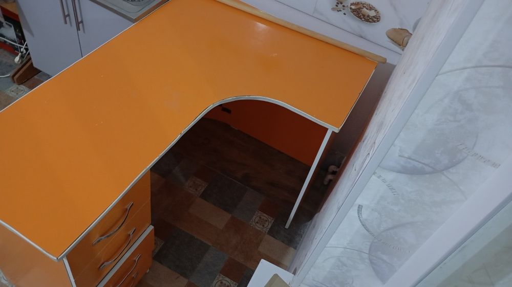 Кампютерний стол