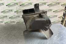 Carcasa filtru aer 058133837E / 058 133 837 E Volkswagen VW Passat B5